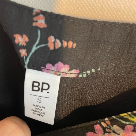 BP. Nordstrom Rack Floral Short Skirt Small Black Ruched Ruffles NWT - Picture 5 of 7